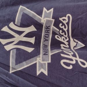 Vintage Yankees shirt FINAL PRICE